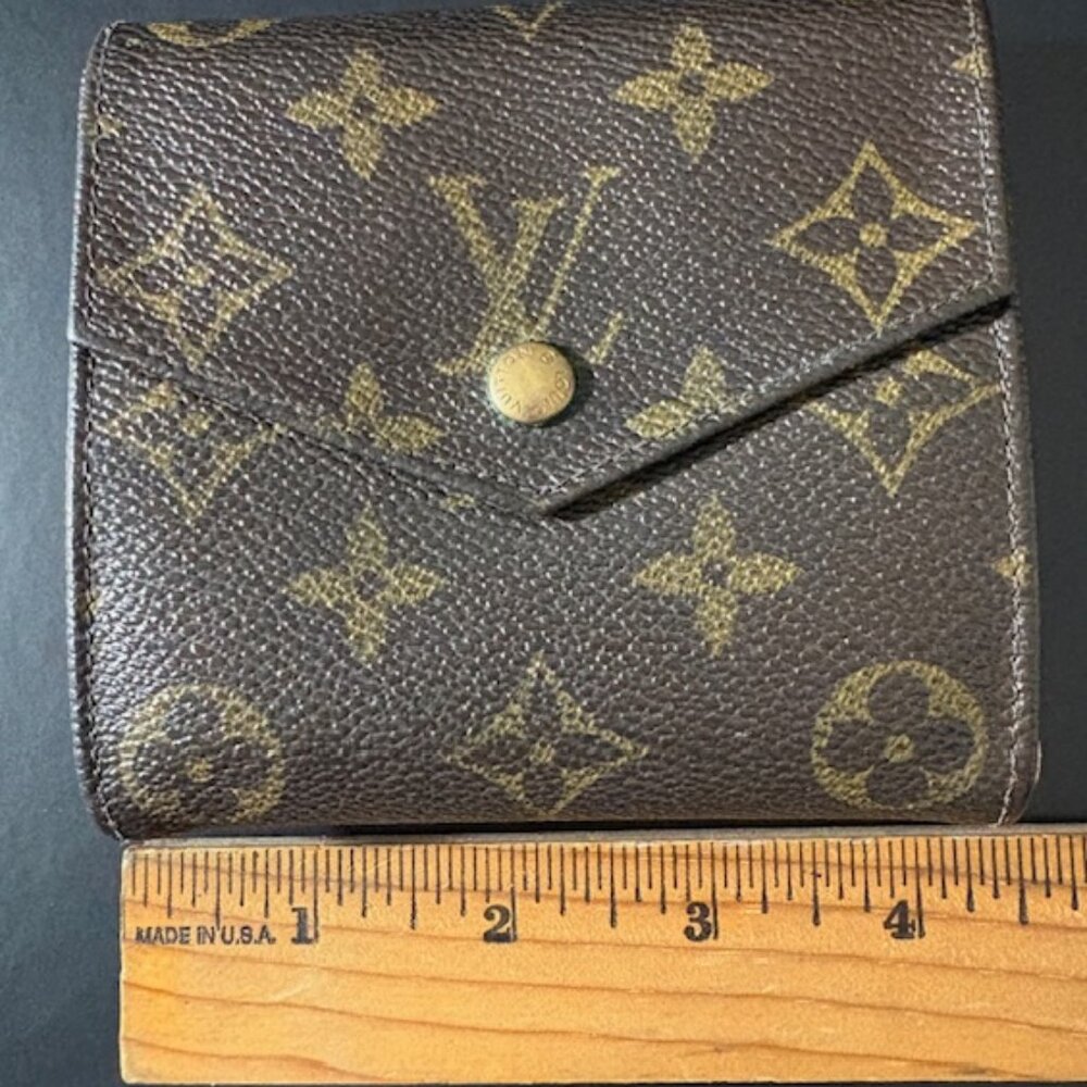 Authentic Monogram Louis Vuitton Wallet / Billfold / Coin purse
